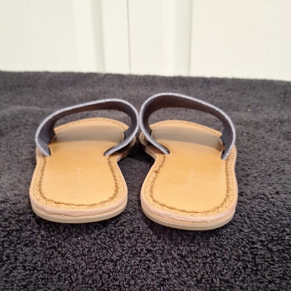 Vineyard Vines Leather Slip-On Blue and Tan Sandals-7 - Picture 5 of 9
